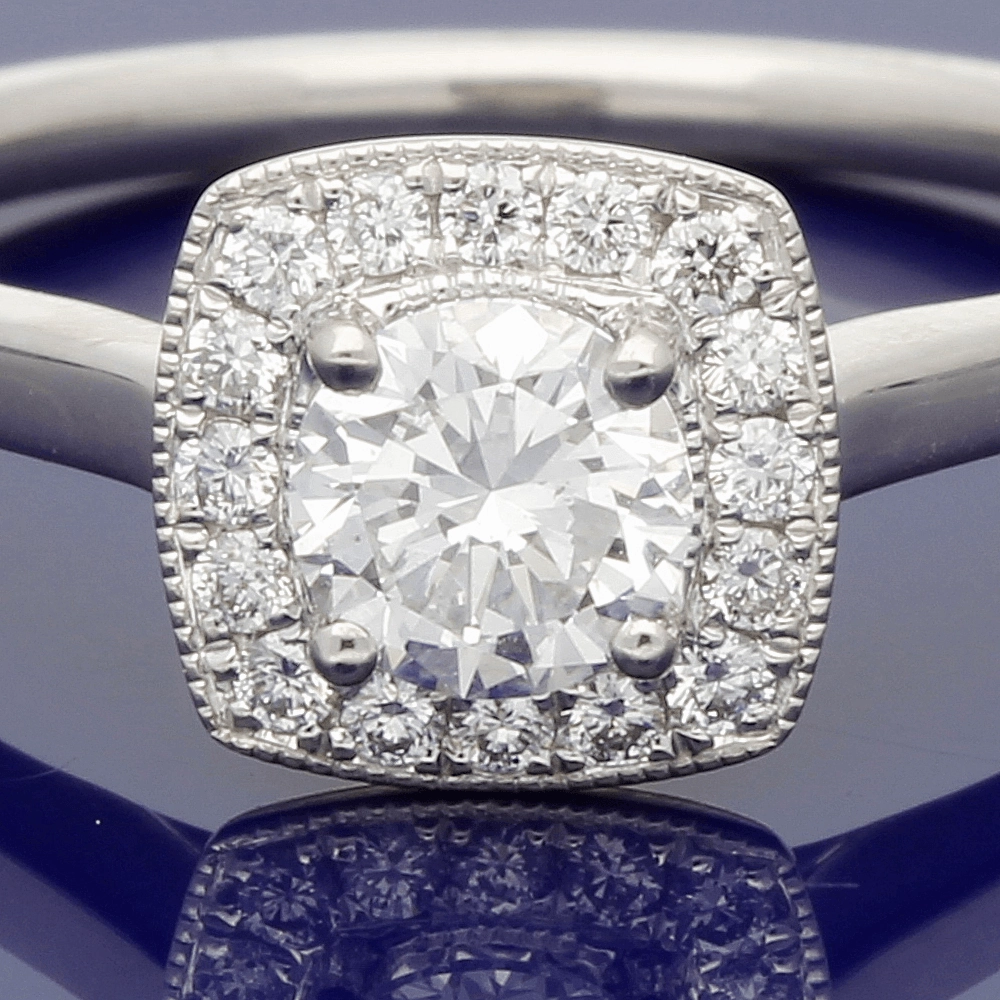 Platinum Diamond Halo Cluster Ring