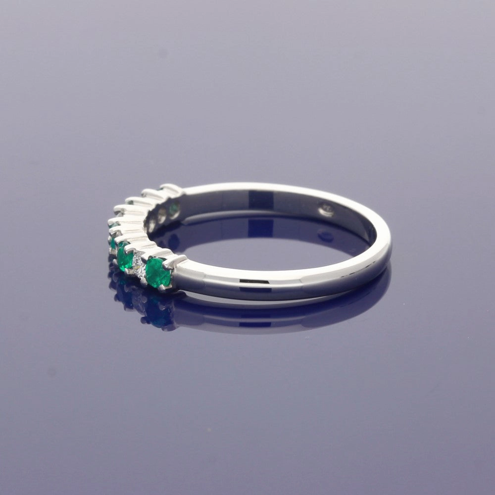 Platinum Emerald & Diamond 7 Stone Ring