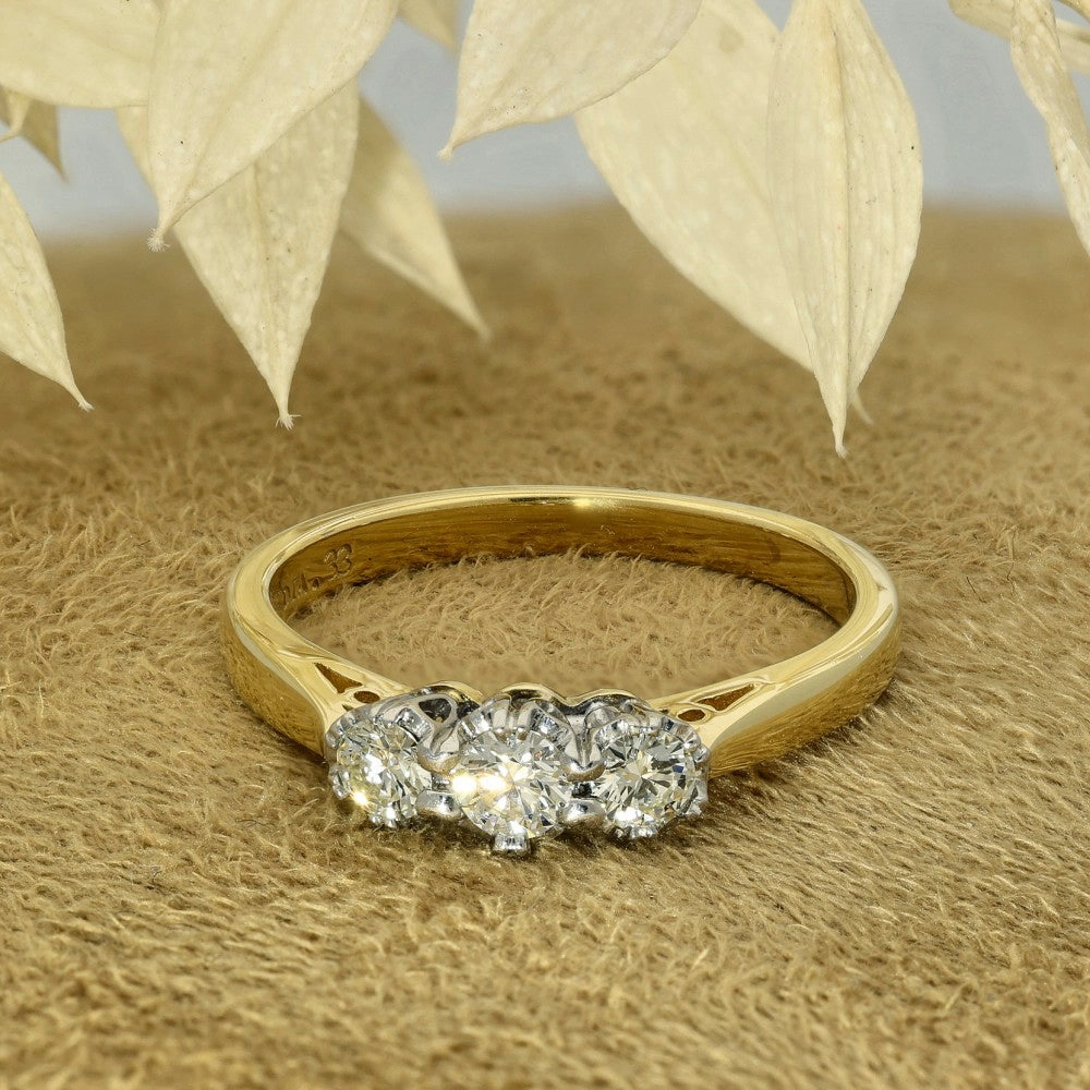 Pre-owned 18ct Yellow Gold Diamond Trilogy Ring