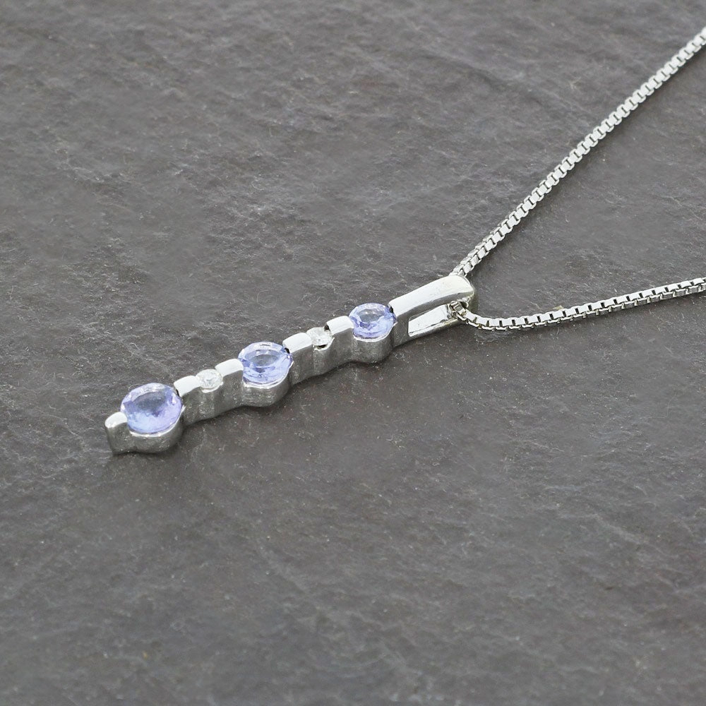 Pre Owned 9ct White Gold Diamond and Tanzanite Pendant for Necklace
