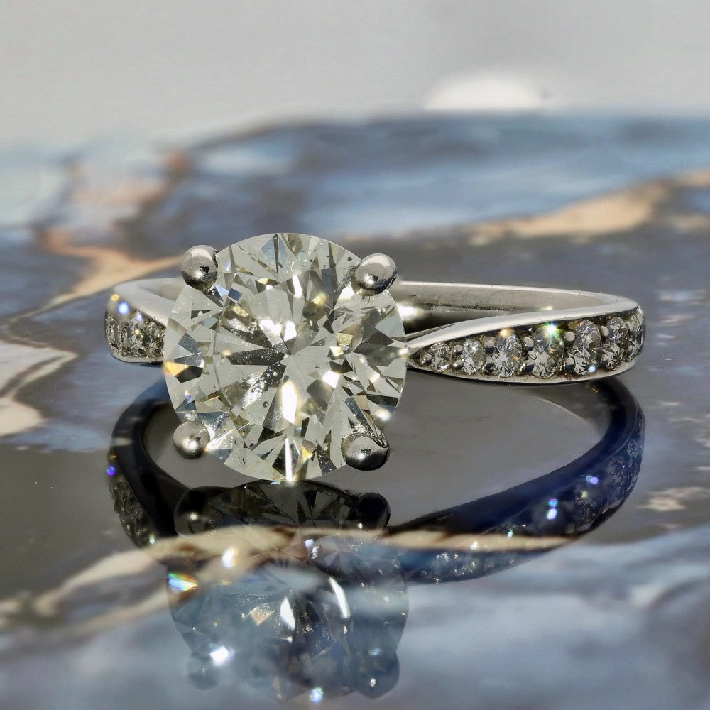 Pre-owned Platinum 2.71ct Diamond Solitaire Engagement Ring with Diamond Shoulders