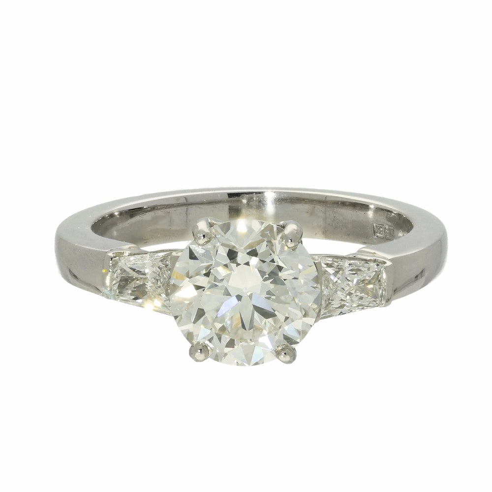 Pre-owned Platinum Boodles Round & Trapezoid Diamond Trilogy Ring