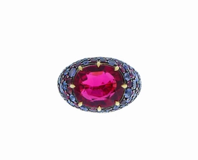 Ring with tourmaline and tanzanites