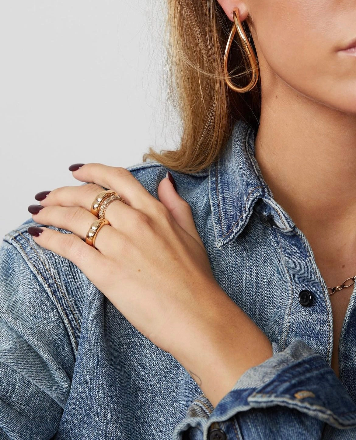 Rose gold and brown diamond ring