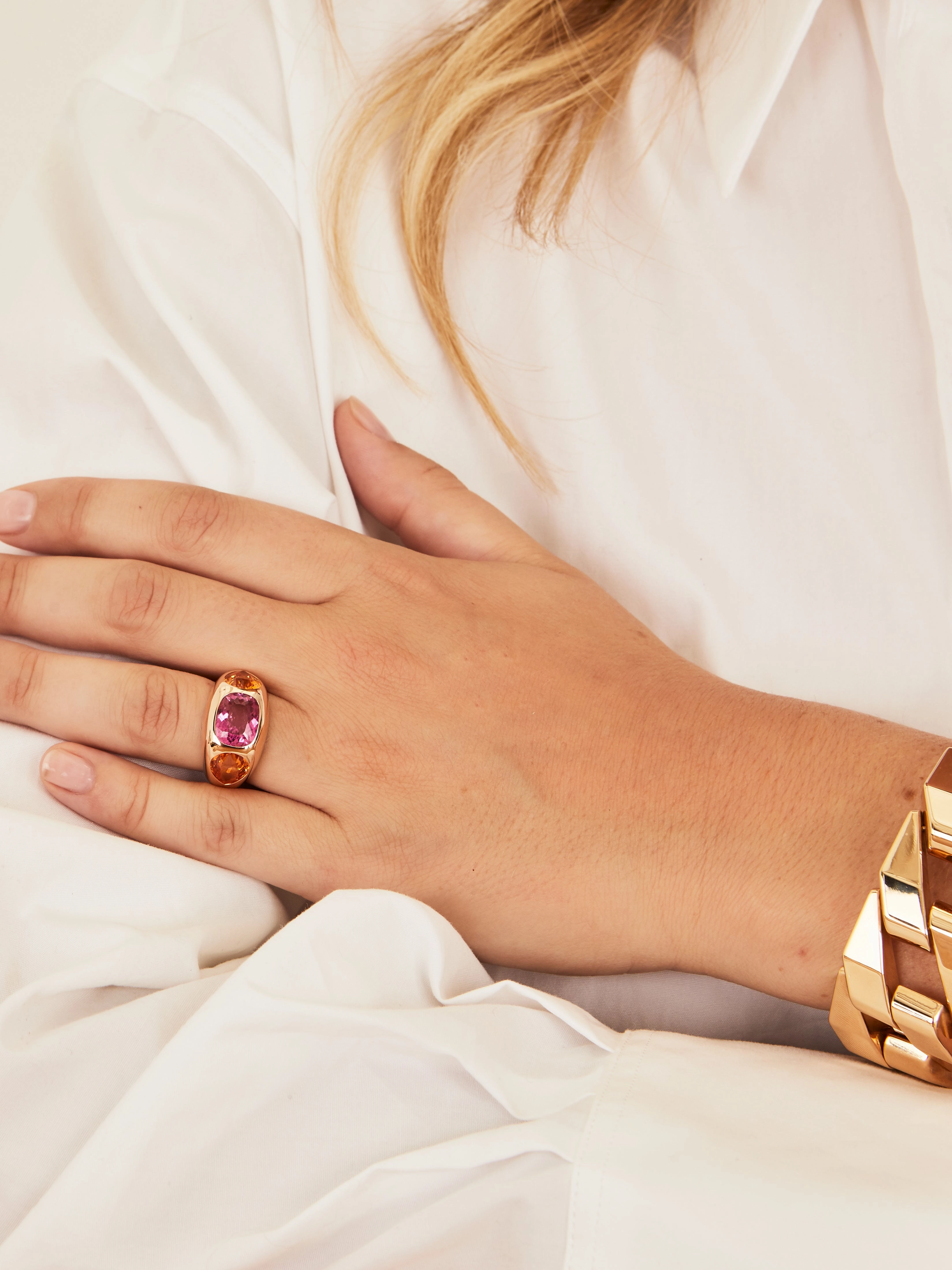 Rose gold ring pink tourmaline with two spessartite garnets