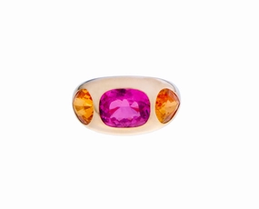 Rose gold ring pink tourmaline with two spessartite garnets