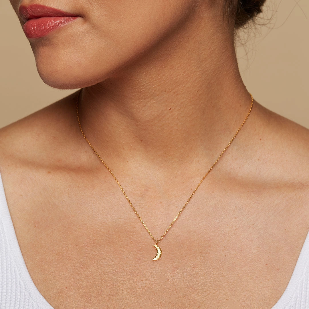 Satya Bestow Light Crescent Moon Necklace