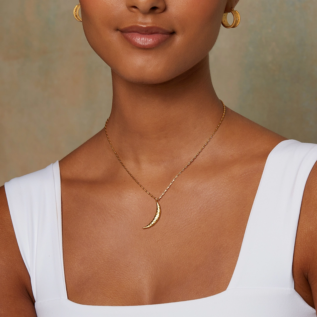 Satya Midnight Sky Pendant Moon Necklace