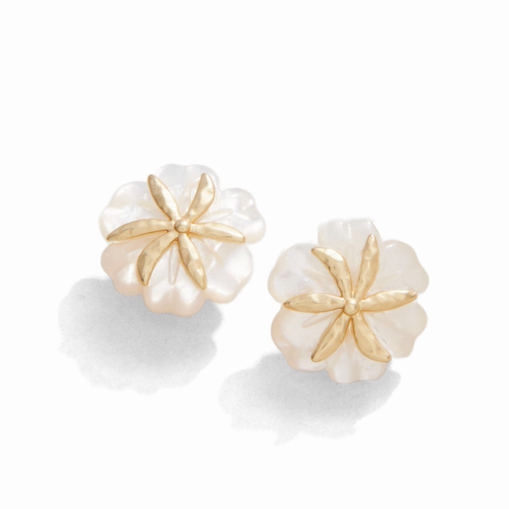 Spartina Carved Flower Stud Earrings