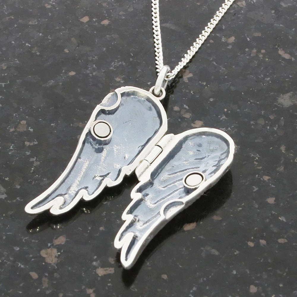 Sterling Silver Angel Wing Ladies Locket Pendant & Chain