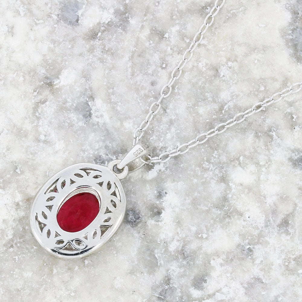 Sterling Silver Cubic Zirconia Pendant and Chain GVL018