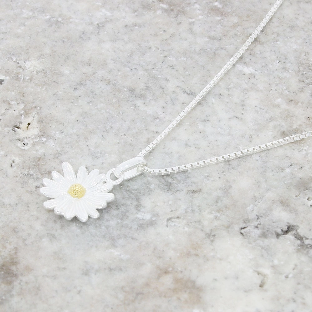 Sterling Silver Daisy Necklace