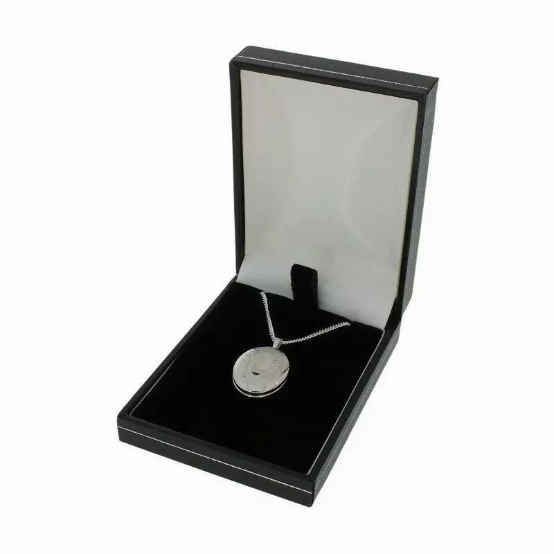 Sterling Silver Ladies Locket Pendant and Chain