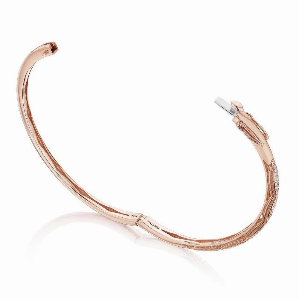 Tacori Crescent Eclipse 18k Single Row Diamond Bangle
