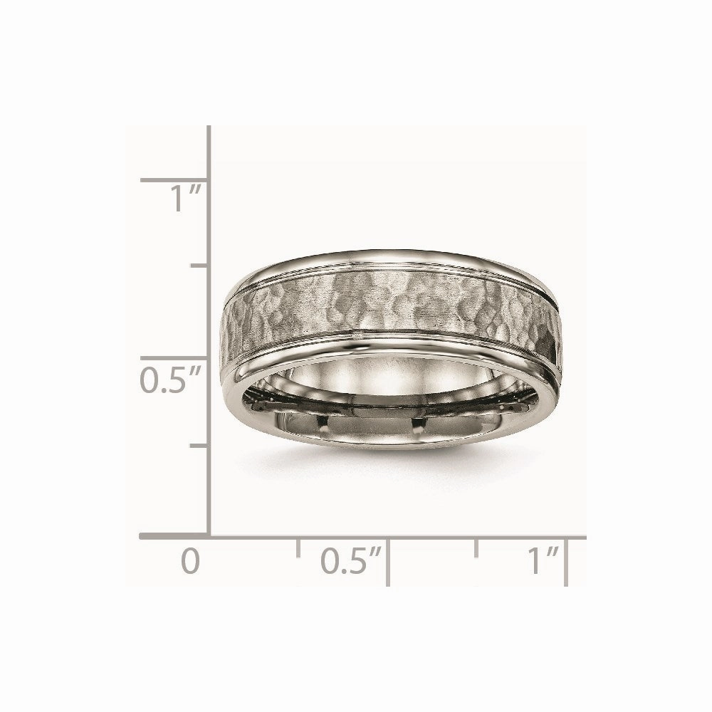 Titanium Polished w/Satin Hammered Center Grooved Ring | TB480