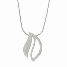Unique & Co Sterling Silver Necklace MK-248