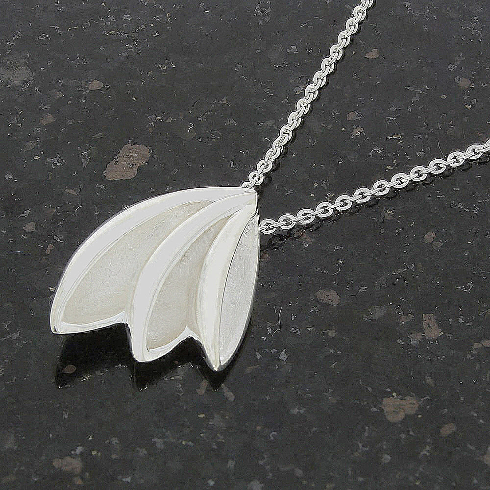 Unique & Co Sterling Silver Necklace MK-338