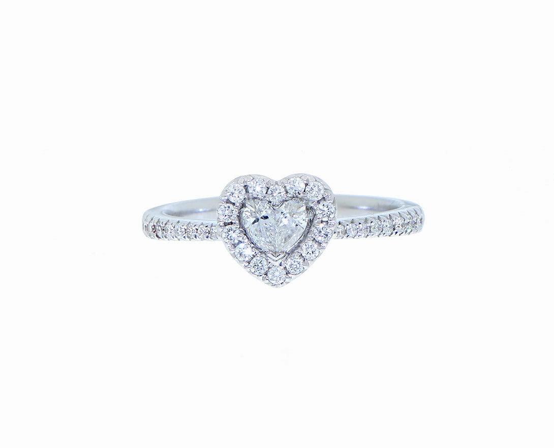 White gold and diamond heart ring