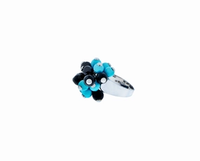 White gold ring with turquois and agate globe pendants