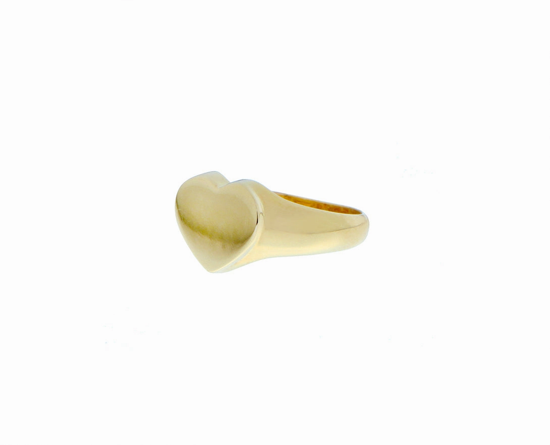 Yellow gold heart ring