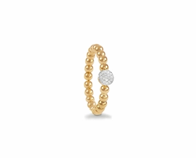 Yellow gold ring with a diamond round