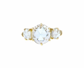 Yellow gold ring with a rose cut diamond and two pear shaped rose cut diamonds