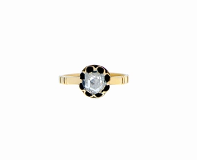 Yellow gold ring with a rose cut diamond
