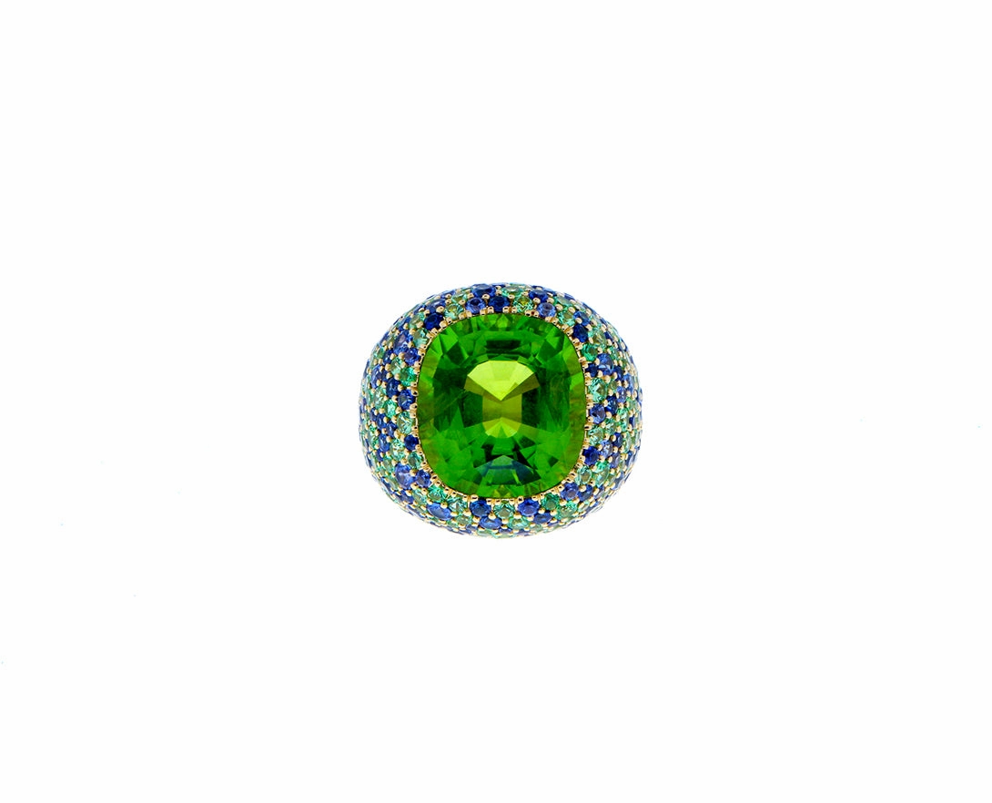 Yellow gold ring with peridots, sapphires and tsavorite