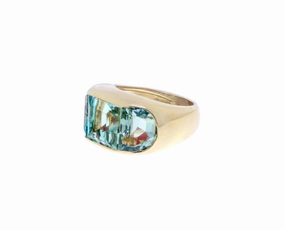 Yellow gold ring with three quartz