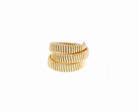 Yellow gold tubo ring